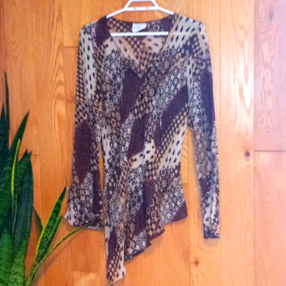 Tunic top with Asymmetrical hem
